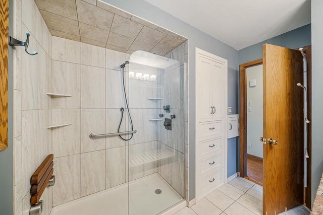 1708 N LINWOOD AVENUE, Appleton, WI 54914