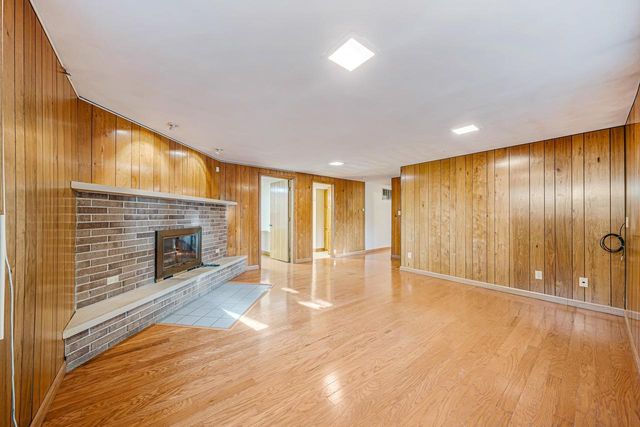 1708 N LINWOOD AVENUE, Appleton, WI 54914