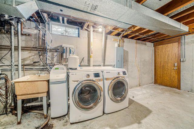 1708 N LINWOOD AVENUE, Appleton, WI 54914