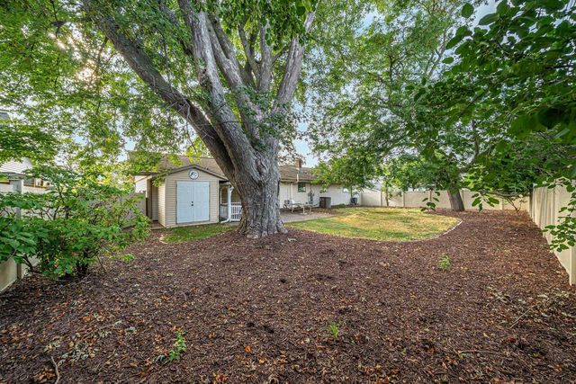 1708 N LINWOOD AVENUE, Appleton, WI 54914