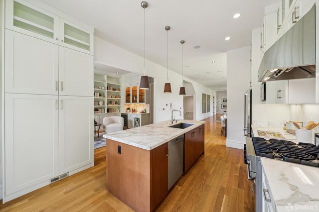 50 Carmelita Street, San Francisco, CA 94117
