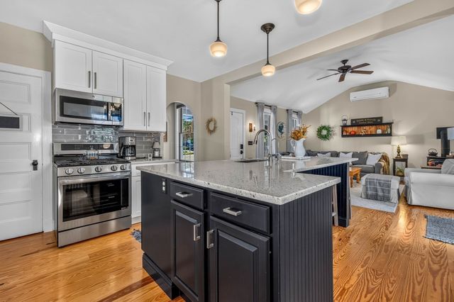116 North Avenue, Attleboro, MA 02703
