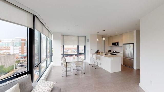 80 Fenwood Rd 813, Boston, MA 02115