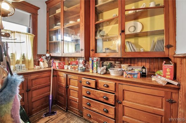 301 East North Street, Buffalo, NY 14204