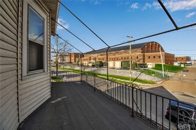 301 East North Street, Buffalo, NY 14204