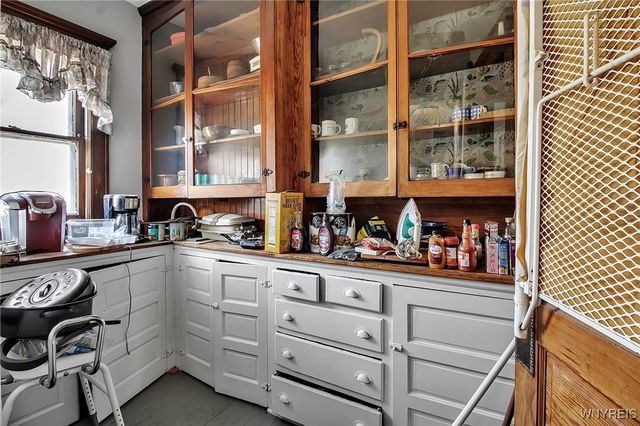 301 East North Street, Buffalo, NY 14204