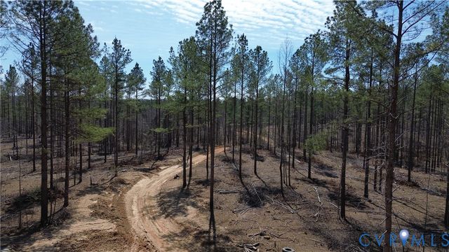 2028 Cook Rd, Powhatan, VA 23139