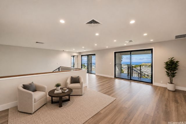 4556 Sierra Drive, Honolulu, HI 96816
