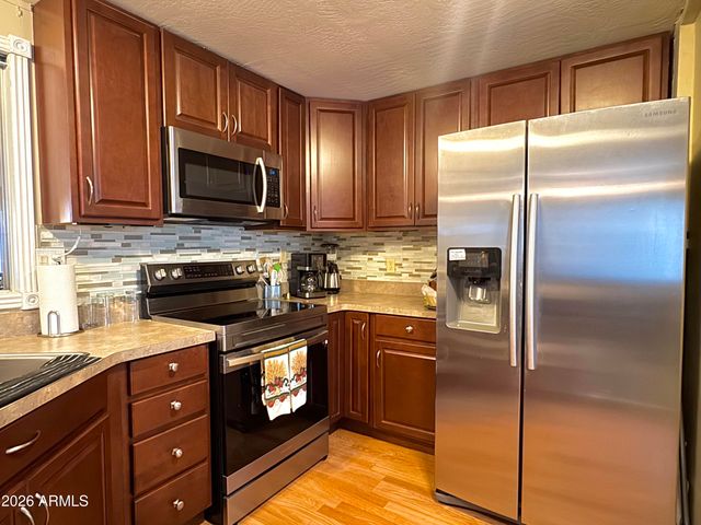 45 E Fairlane Road, Munds Park, AZ 86017