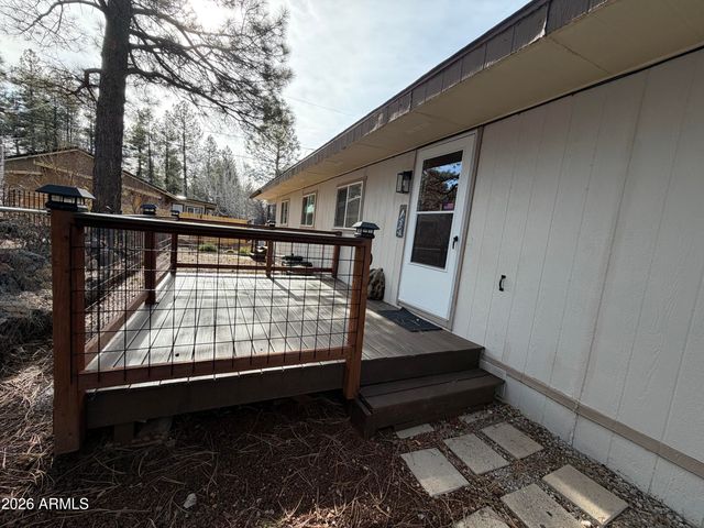 45 E Fairlane Road, Munds Park, AZ 86017