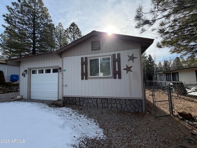 45 E Fairlane Road, Munds Park, AZ 86017