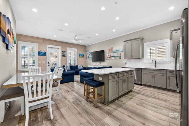 521 E 1st Avenue J, Gulf Shores, AL 36542