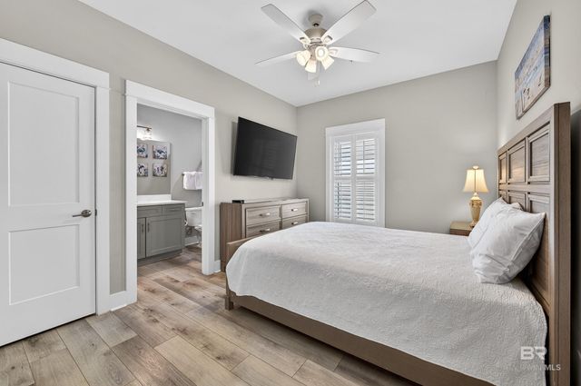 521 E 1st Avenue J, Gulf Shores, AL 36542
