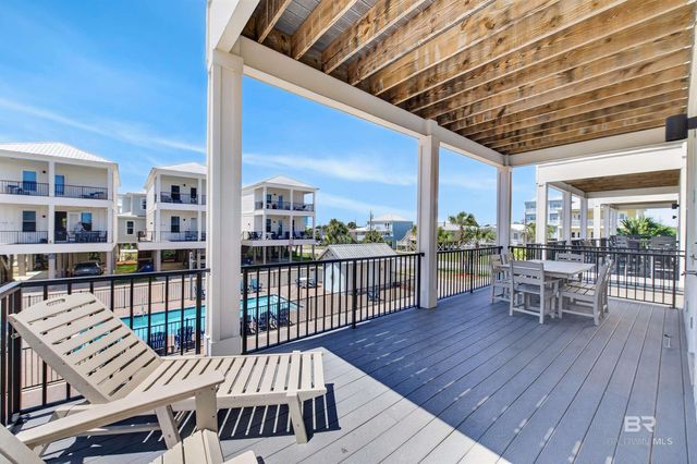 521 E 1st Avenue J, Gulf Shores, AL 36542