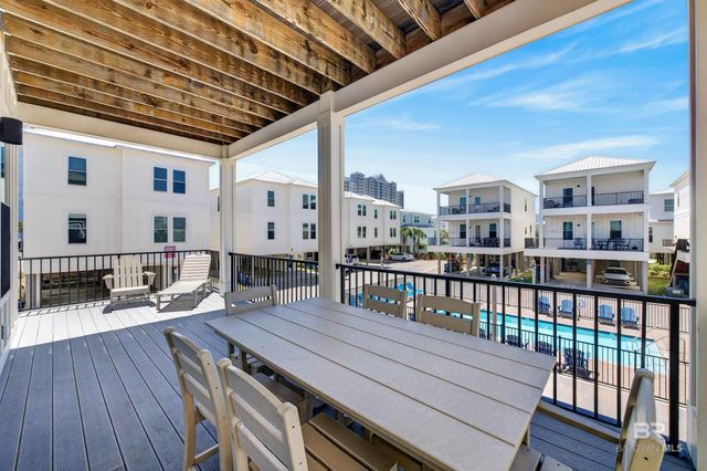 521 E 1st Avenue J, Gulf Shores, AL 36542