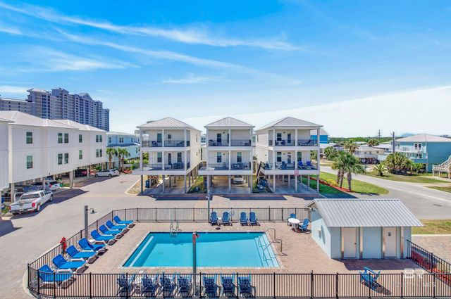 521 E 1st Avenue J, Gulf Shores, AL 36542