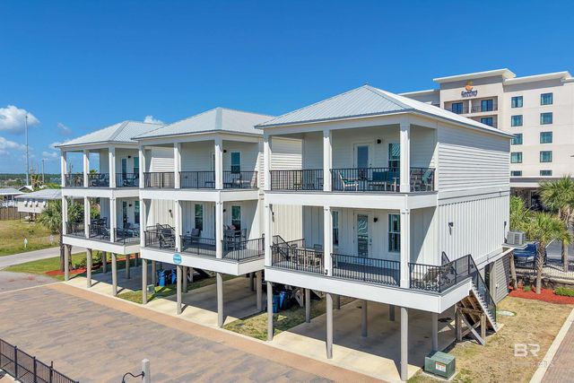 521 E 1st Avenue J, Gulf Shores, AL 36542