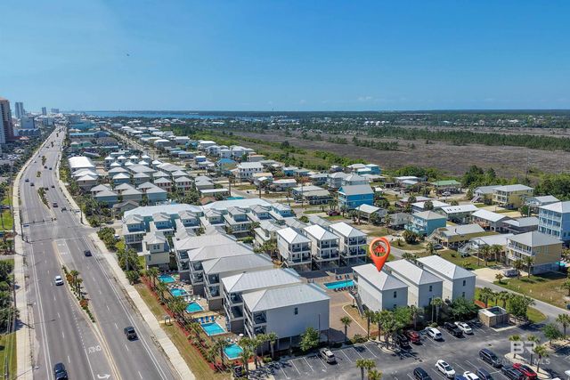 521 E 1st Avenue J, Gulf Shores, AL 36542