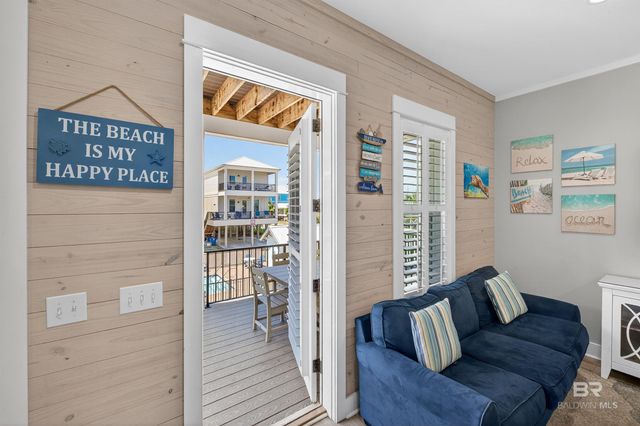 521 E 1st Avenue J, Gulf Shores, AL 36542