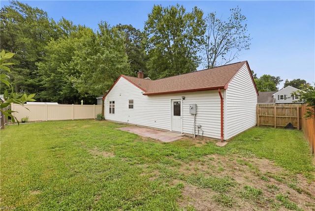 3704 Joppa LN, Virginia Beach, VA 23456