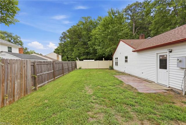 3704 Joppa LN, Virginia Beach, VA 23456