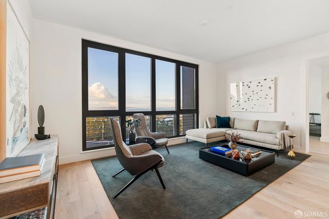 1 Bristol Court 206, San Francisco, CA 94130
