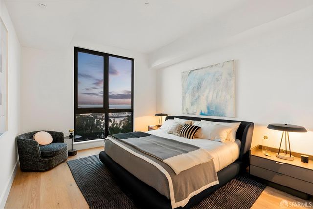 1 Bristol Court 206, San Francisco, CA 94130