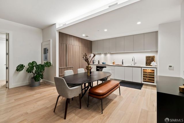 1 Bristol Court 206, San Francisco, CA 94130