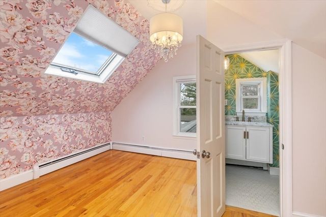 18 Sherman Pl, Woburn, MA 01801
