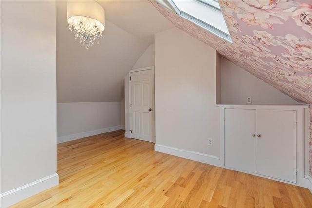 18 Sherman Pl, Woburn, MA 01801