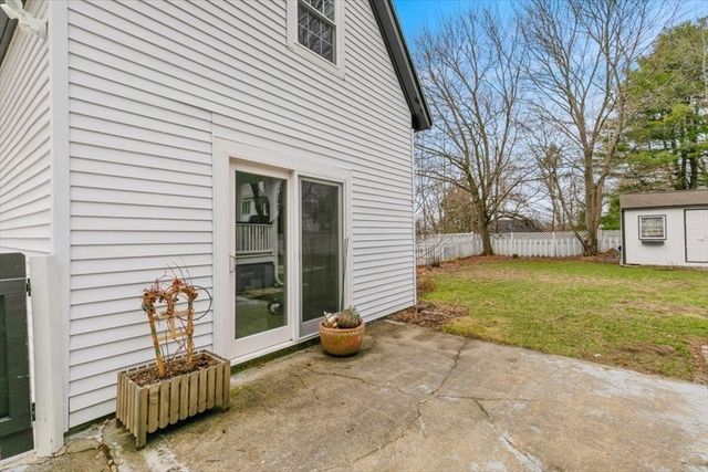 18 Sherman Pl, Woburn, MA 01801
