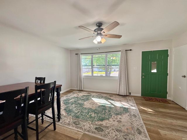 4917 Sherbrooke Road, Evansville, IN 47710
