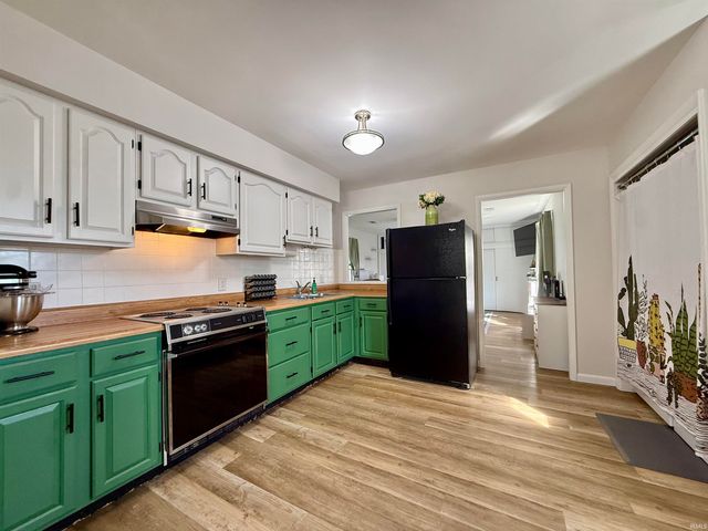 4917 Sherbrooke Road, Evansville, IN 47710