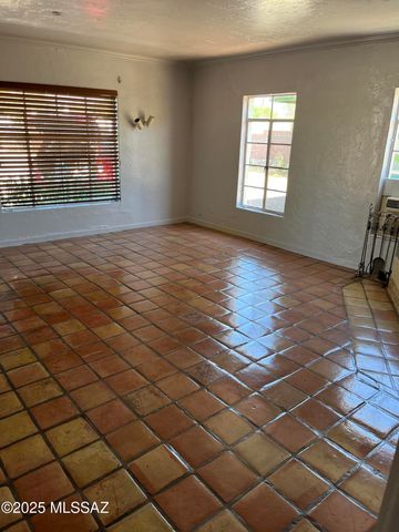 4138 E Desert Place, Tucson, AZ 85712