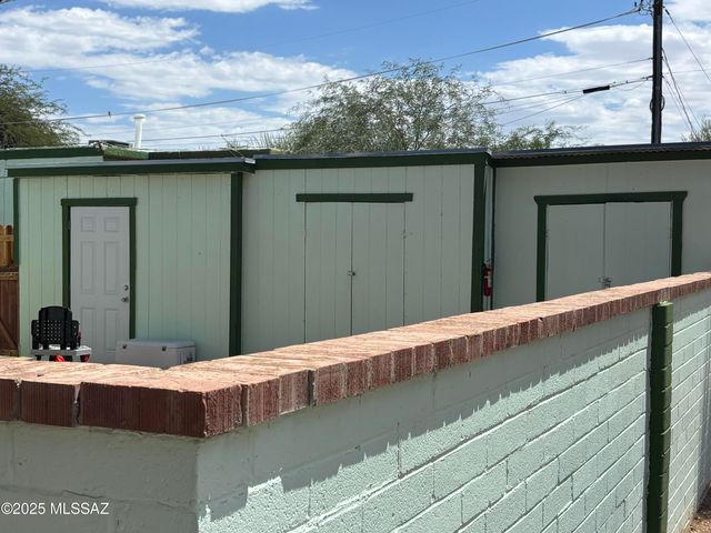 4138 E Desert Place, Tucson, AZ 85712