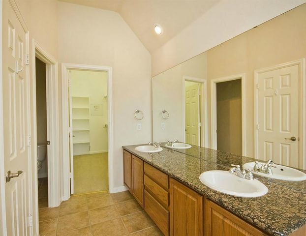 14812 Avery Ranch BLVD 16, Austin, TX 78717