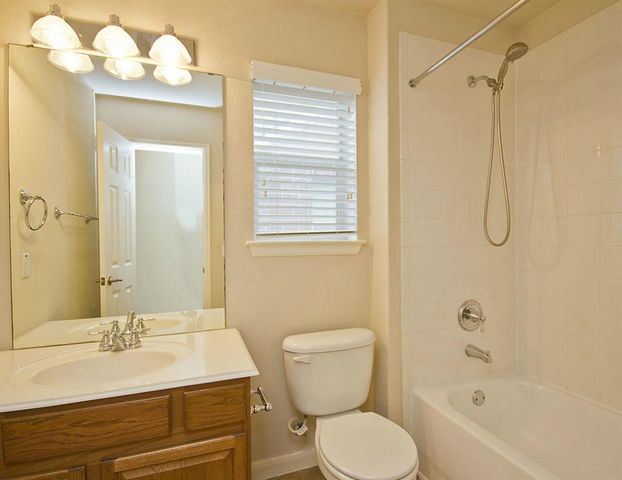 14812 Avery Ranch BLVD 16, Austin, TX 78717