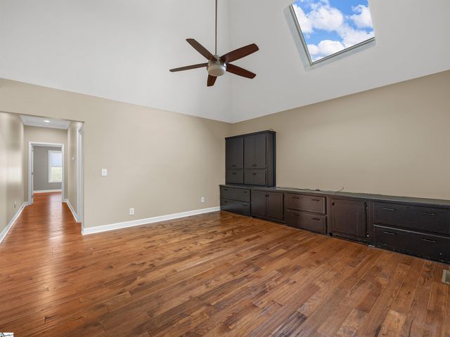 404 Grayson Drive, Moore, SC 29369