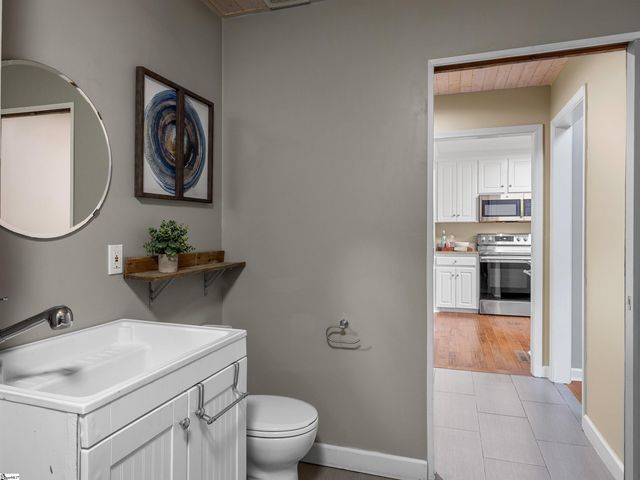 404 Grayson Drive, Moore, SC 29369