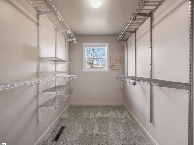 404 Grayson Drive, Moore, SC 29369