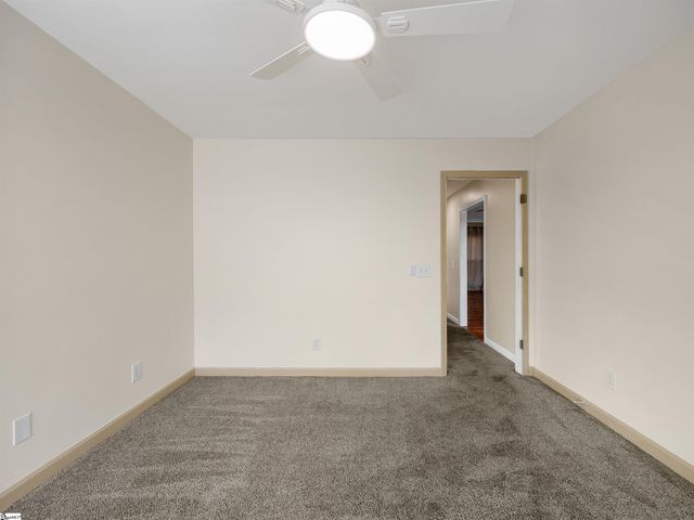 404 Grayson Drive, Moore, SC 29369