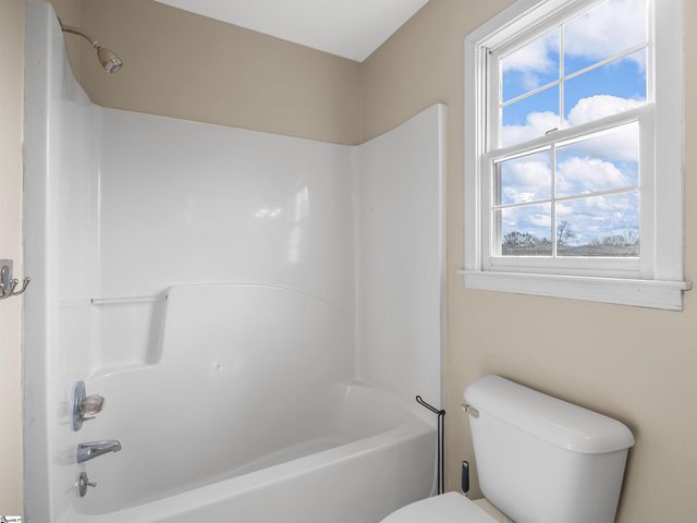 404 Grayson Drive, Moore, SC 29369