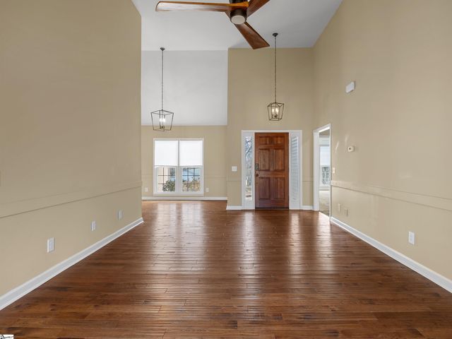 404 Grayson Drive, Moore, SC 29369