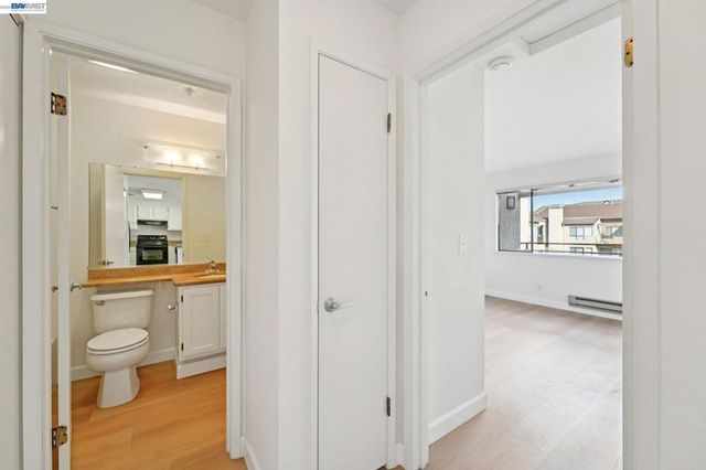 39206 39206 Guardino Dr 310, Fremont, CA 94538