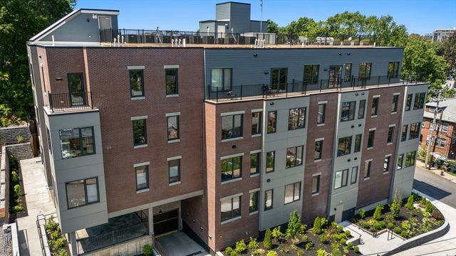 249 Corey Rd 105, Boston, MA 02135