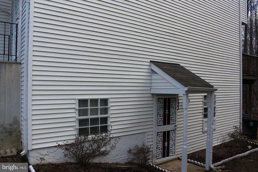 168 AZALEA CT #24-1, Upper Marlboro, MD 20774