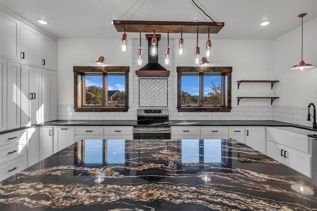 1956 Elm Mott Drive, Waco, TX 76705