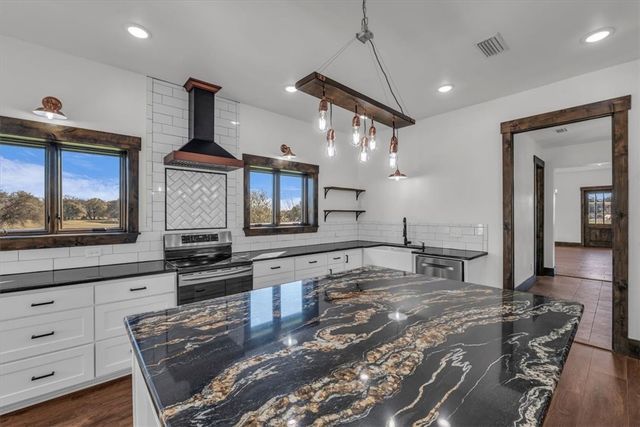 1956 Elm Mott Drive, Waco, TX 76705