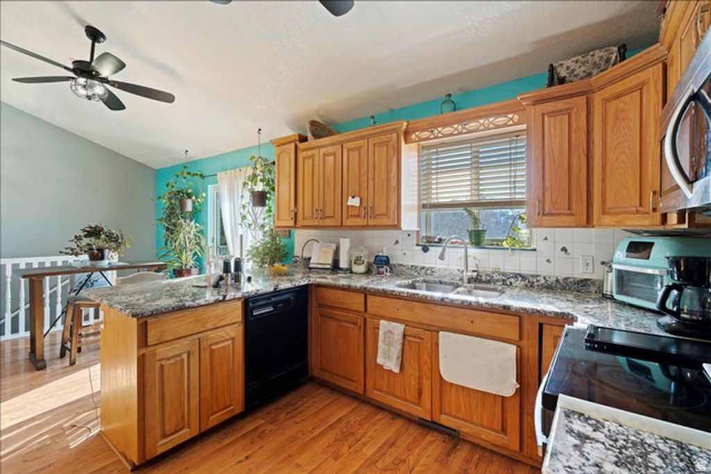 Image 5 of property listing at 160 E 400 N, Smithfield, UT 84335
