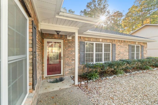 11 Grandilla Way, Hot Springs Village, AR 71909